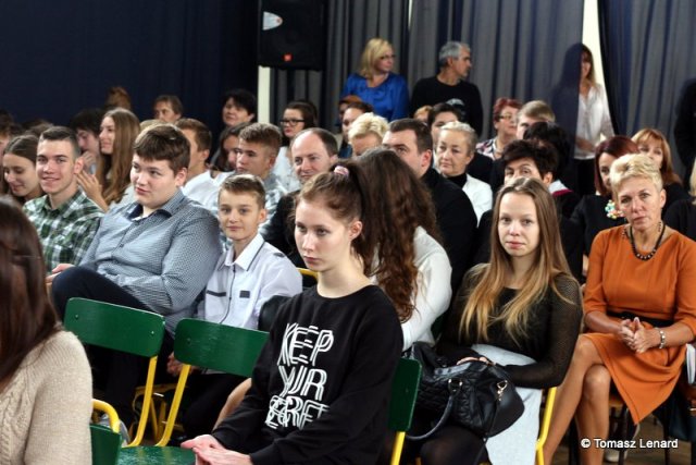 2015-10-16-105400-canon eos 700d-1